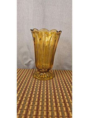 Anchor Hocking Fairfield Amber Glass Vase 6.5" Scalloped Rim Vintage Home Décor
